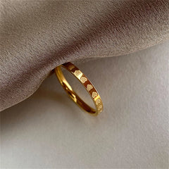Golden Stainless Steel 2mm Heart Rings Women Size 5/6/7/8/9/10# Thin Finger Ring Wedding Band Engage