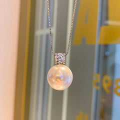 Huitan Imitation Pearl Women Pendant Necklace Inlaid Shiny CZ Fashion Wedding Party Versatile Elegan