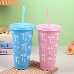 710ml Bow Reusable Party Cups With Straw Lid Coffee Juice Tea Cute Tumbler With Straw close-up view