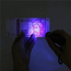 UV LED Flashlight Portable Blacklight | 365/395nm Dual Wavelength Pet Urine Detector detail view