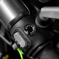 1-Piece Mini Car Thermometer Battery-free Dashboard Thermometer, Easy Stick Mount, No alternate view