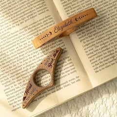 Personalized Book Page Holder, Custom Thumb Book Page Holder for Reading, Bookish Gift close-up view