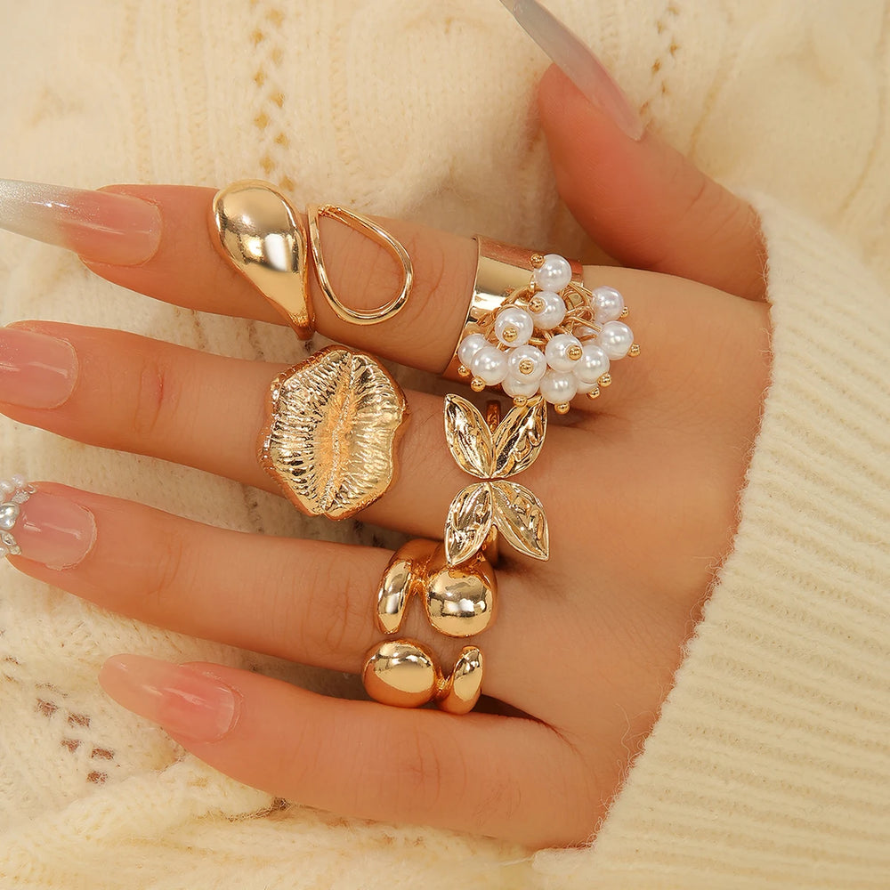 Fashionable Punk Style Exaggerated lip Butterfly Pearl Fish Tail Ring Gold Set, Suitable For Fashion