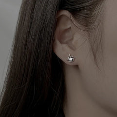 1Pair Zircon Star Magnet Ear Clip Stud Earrings for Men Women Couple Without Ear Hole alternate view