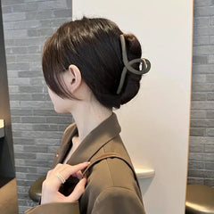 1/2/4Pcs Women Hair Claw Clip Cross Matte Hairpin Fashion Hairgrips Large Hair Claw Crab detail view