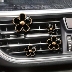 4Pcs/set Car Air Outlet Perfume Clip Cute Flower Aromatherapy Clip Mini Decoration Ca alternate view