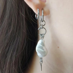 Korean Fashion Irregular Pearl Rivet Earrings for Female Punk Charm Aesthetic Geometric detail view