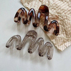 Women's Wavy Glossy Brown Acetate Hair Clip 11cm