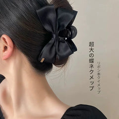 New Large Black Fabric Bow Grab Hair Clips Women's New Korean Style Hairpin Fashion Shar detail view