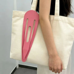 Extra-Large Solid Color Hair Clip 28cm PU close-up view