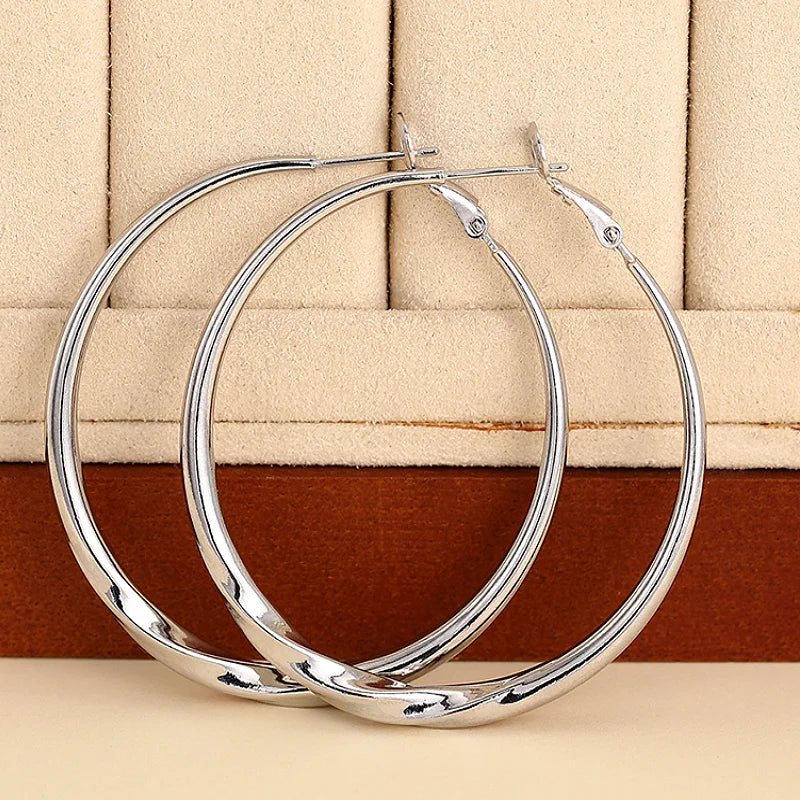 Huitan Trendy Simple Style Silver Color/Gold Color Big Hoop Circle Earrings For Women Wedding Daily