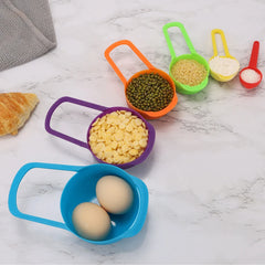 Rainbow Measuring Cup Set | Colored Plastic Flour Measuring Spoon Set for Baking detail view