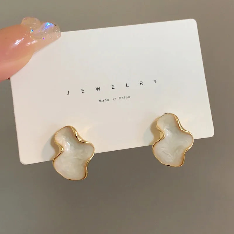 Abstract Alien White Color Cloud Irregular Stud Earring