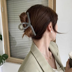 11-13-15cm Large Hair Claw Clip for Women Fashion Acrylic Summer Hairpin Elegant Hair Cl detail view