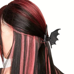 Gothic Bat Hair Clip Halloween Matte Black Gothic Punk-Style Animal Print Hairpin for close-up view