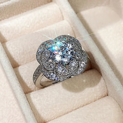 Luxury Jewelry 925 Sterling Silver Large Round Cut White Topaz CZ Diamond Couple Rings W detail view