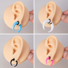 2Pcs Acrylic C Shaped Taper Pincher Septum Rings Gauges Buffalo Horns Piercing Kit Str close-up view