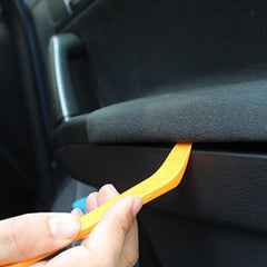 4Pcs Car Trim Removal Tool Kit | Auto Dash Panel Pry Tool Set close-up view
