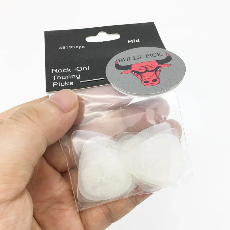 12pcs Bull Head 0.6mm Guitar Pick Super Durable Nylon Non-slip Design Mediator Acoustic Electric Gui