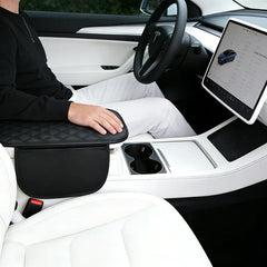 PU Leather Diamond Grid Car Armrest Pad, Center Console Protection, Dual Pocket Stora alternate view