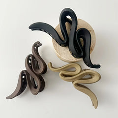 1 Set of 3 Large Matte Wave Hair Clips for Women - Retro Y2K Style Solid Color Shark Clips, Easy to Secure & Style Hair