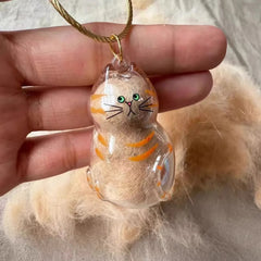 Hanging Pet Hair Storage Container Handmade Cat Fur/Dog Hair Memorial Resin Keychain P close-up view