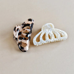 1PC Women's Acetate Hollow Claw Premium Hair Accessories Back Head Bun Shark Clip Non-Slip Hair Clip Holiday Gift Casual