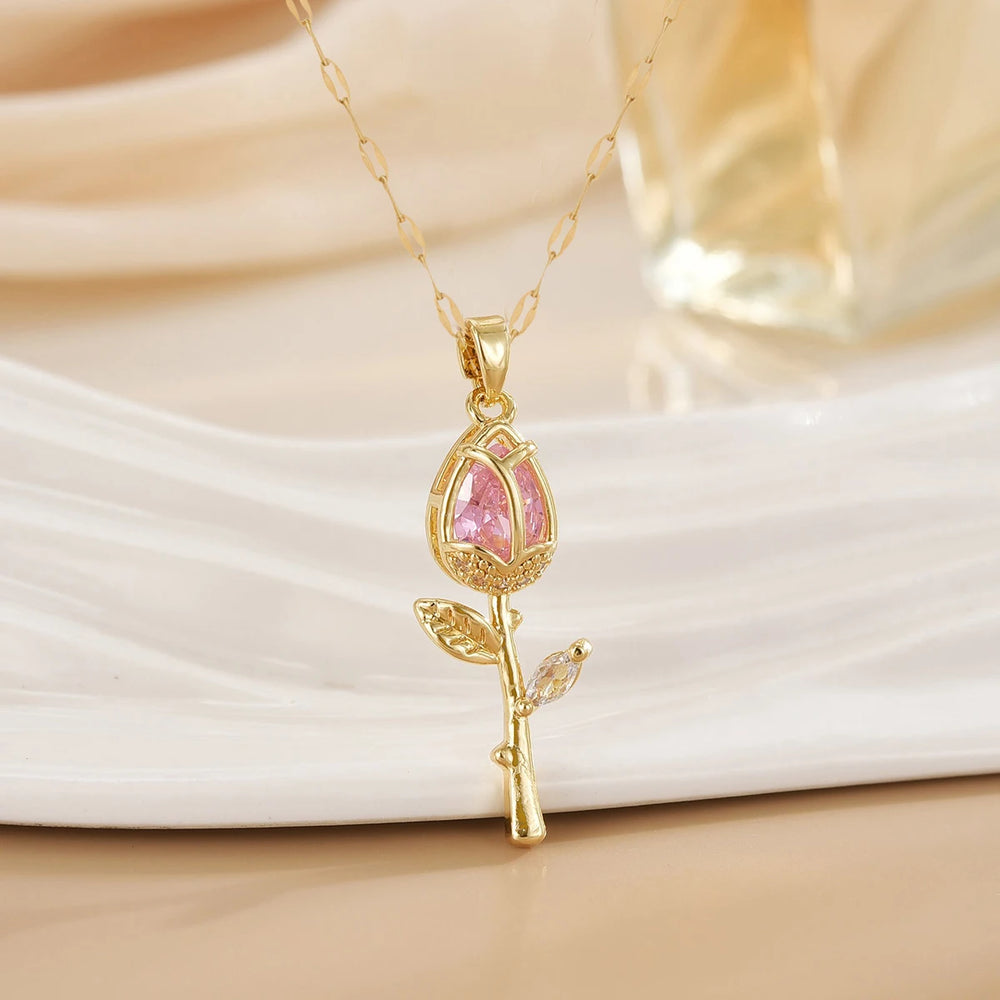 Elegant Pink Rose Necklace for Women Light Luxury Zircon Flower Pendant High-End Jewelry Valentine's