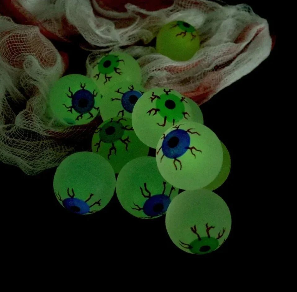 10 Piece Glow in the Dark Eyeball Bouncy Balls - Onlytenbucks.com