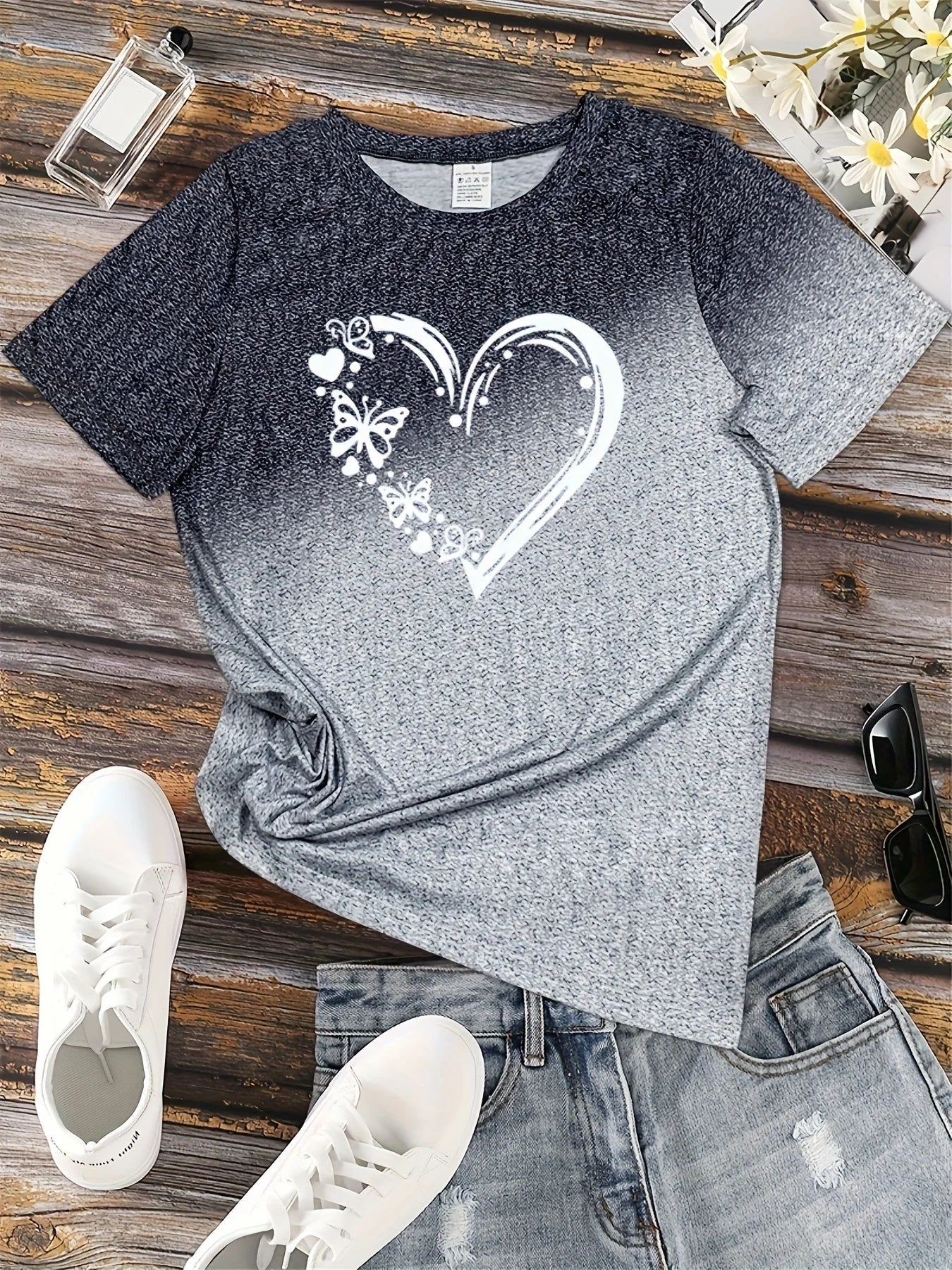 2025 New Style Heart Print Oversized T-Shirt - Onlytenbucks.com