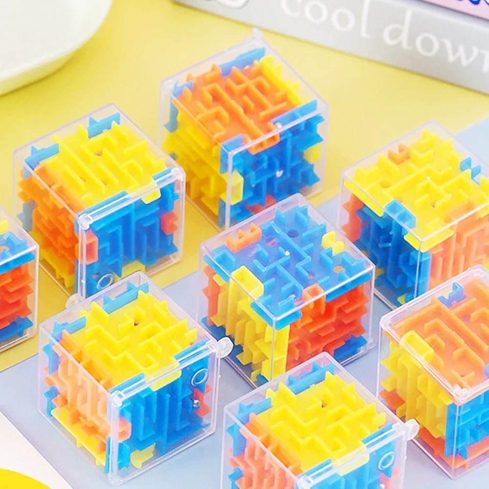 3D Maze Magic Cube – Six - Sided Transparent Rolling Ball Puzzle - Onlytenbucks.com