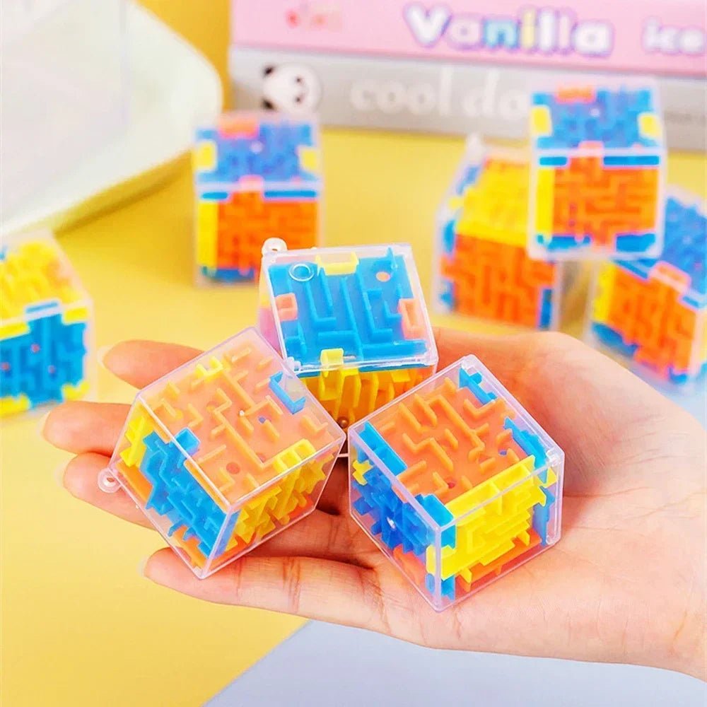 3D Maze Magic Cube – Six - Sided Transparent Rolling Ball Puzzle - Onlytenbucks.com