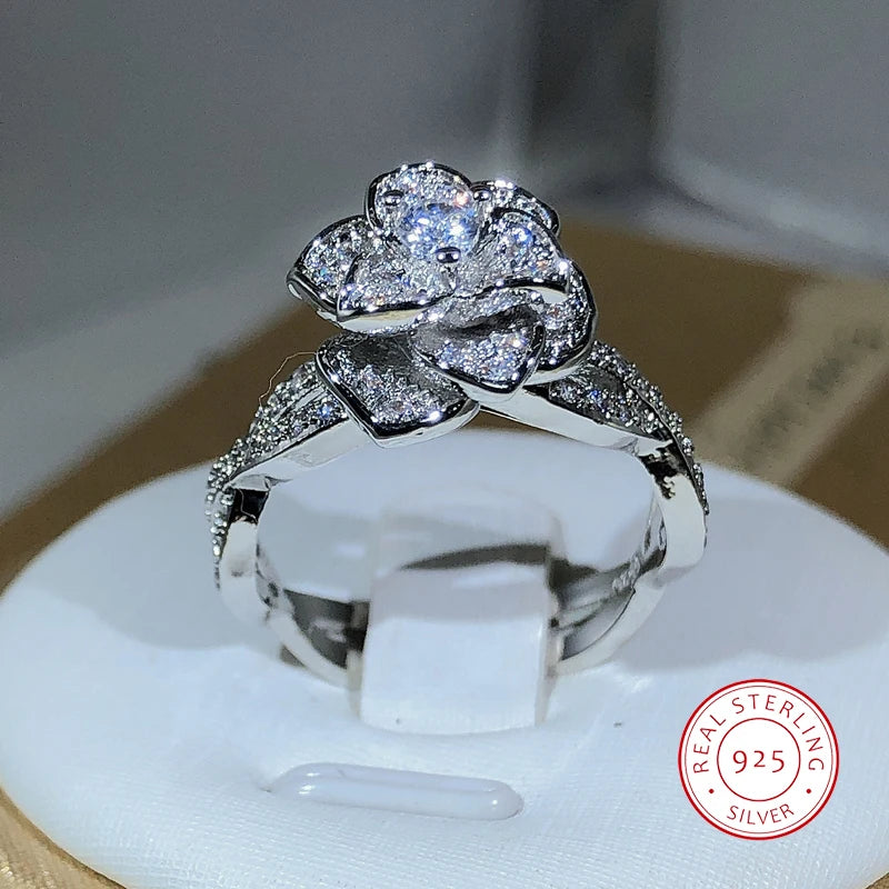 925 Sterling Silver InterTwined Three-Dimensional Rose Ring White Zircon Full Diamond Ring Ladies Te