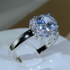 Original Four-Claw 925 Silver color Wedding Rings For Women Square AAAAA Big White Zirco detail view