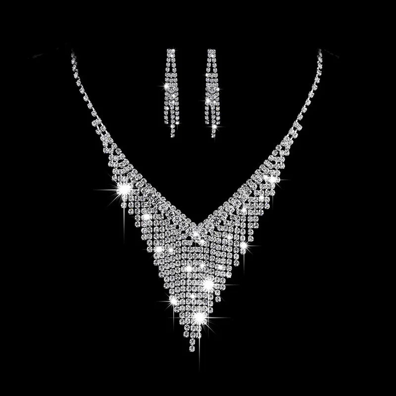Fashion Crystal Bride Jewelry Set Rhinestone Silver-plated Wedding Dress Banquet Neckl close-up view