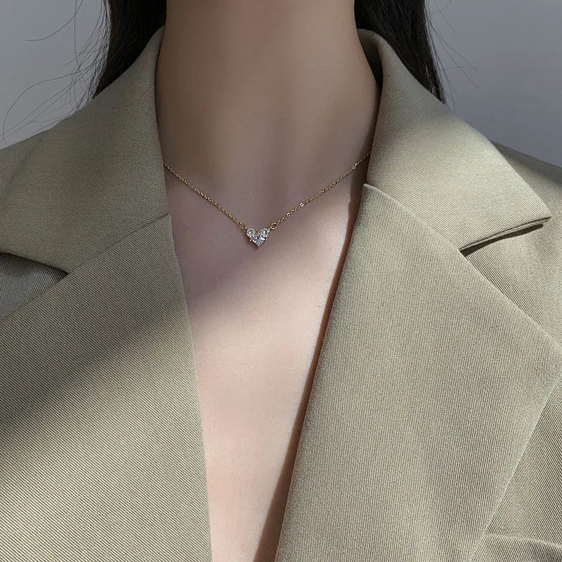 Silver Color Zircon Heart Necklace | Women's Shiny Clavicle Chain Jewelry close-up view