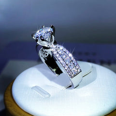 925 Sterling Silver Luxury Sparkling Six-Claw White Zircon Ring For Ladies Party Recep close-up view