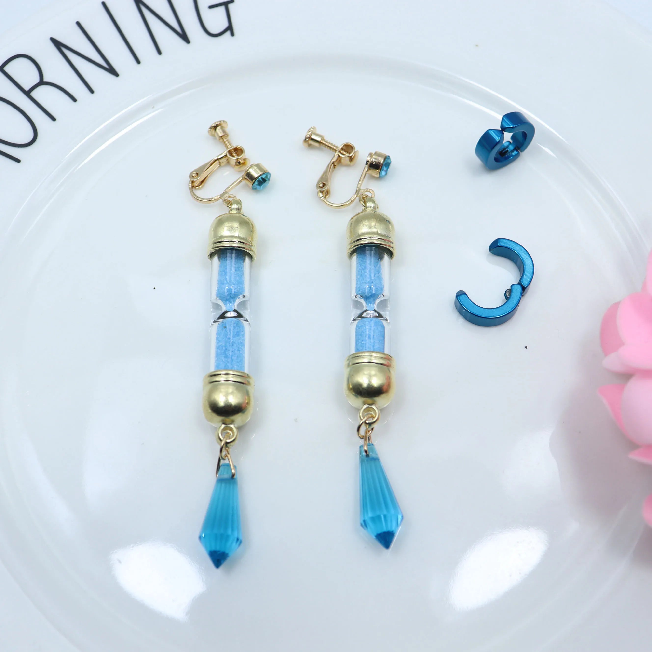 Vanitas Earrings | The Case Study of Vanitas Cosplay Jewelry detail view