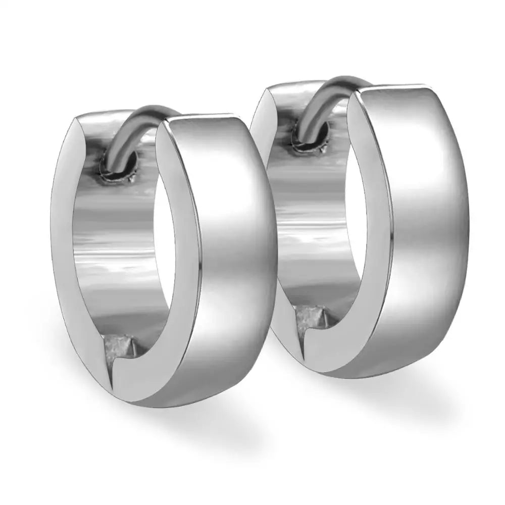 Solid Smooth Hoop Earrings Rosegold Black Stainless Steel Simple Round Ear Clips | Uni close-up view
