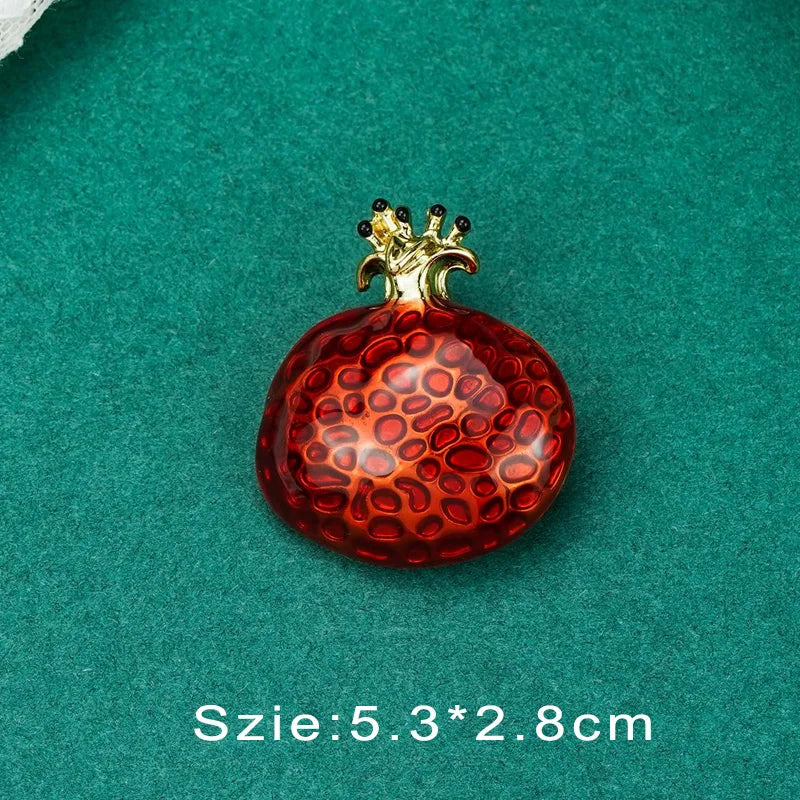 Vintage Palace Plant Flower Baroque Brooch Red Enamel Pearl Brooch Pin Woman Party Accessories