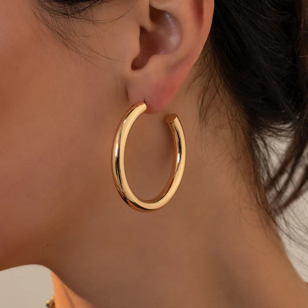 Big Round Stainless Steel Hoop Earrings | Minimalist Gold Circle Earrings for Women and detail view