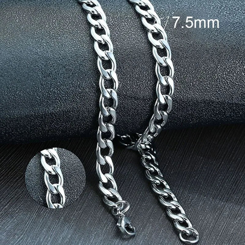 Vnox Men's Cuban Link Chain Necklace | Stainless Steel Black Gold Color Choker Jewelry detail view