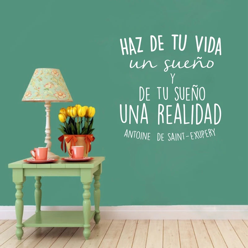 Spanish Inspirational Quotes Vinyl Wall Sticker | Haz de tu vida un sueño Wall Decal lifestyle view