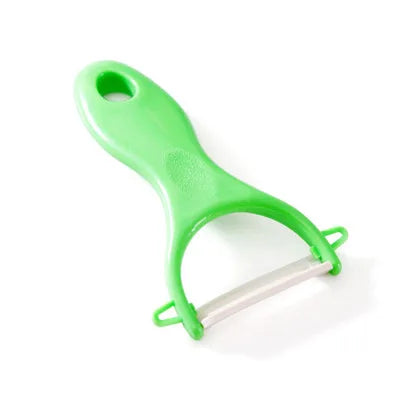 Kitchen Potato Carrot Cucumber Peeler Peeling Kitchen close-up view