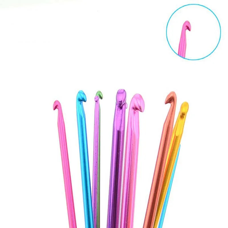 1Pcs Crochet Hook Handle Knitting Needles 2.5mm 3mm 3.5mm 4mm 4.5mm 5mm 5.5mm 6mm 7mm 8m detail view