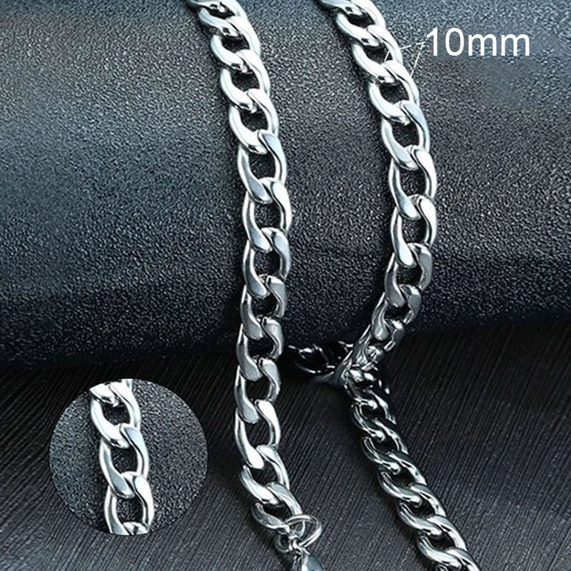 Vnox Men's Cuban Link Chain Necklace | Stainless Steel Black Gold Color Choker Jewelry close-up view