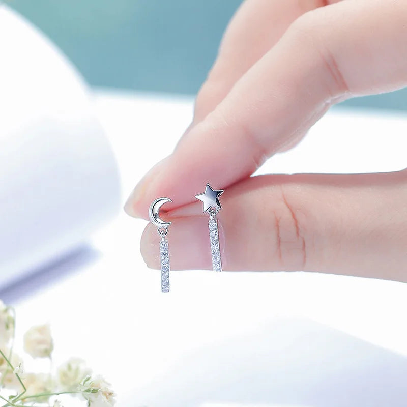 High Quality 925 Sterling Silver Earrings Woman Star Moon Earrings Fashion Elegant Earri detail view