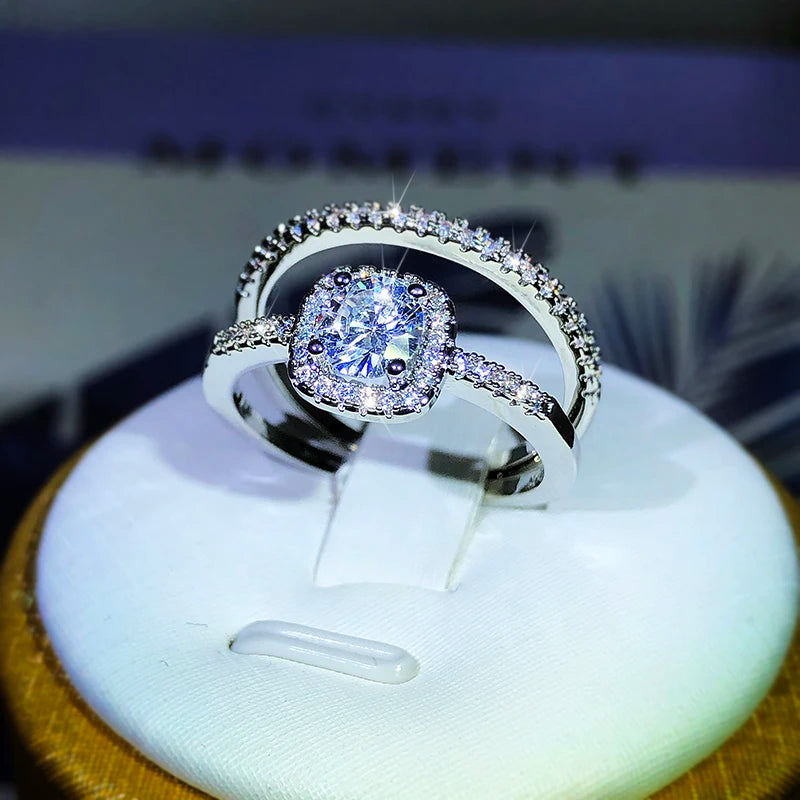 New Small Couple Ring 925 Sterling Silver Popular Fashion Four-Claw Zircon Ring Two additional angle