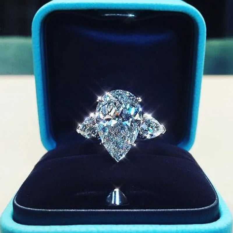 Huitan Luxury Crystal Water Drop CZ Rings Women Proposal Engagement Ring Exquisite Weddi detail view