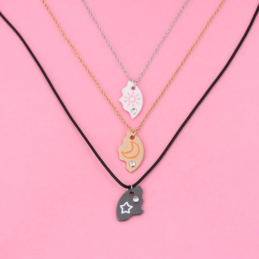 Elviragirl 3Pcs/set Sun Moon Star Pendant Necklace for Girl Kids Friendship BFF Neckla close-up view